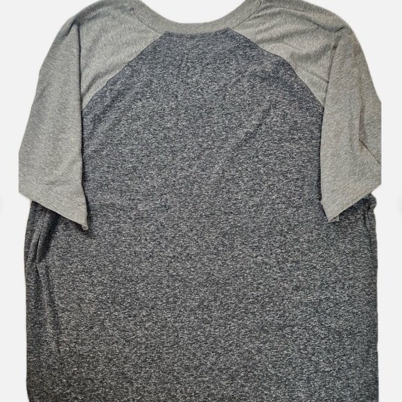 Umbro‎ Shirt Mens XL Gray Raglan Athletic Tee Soccer Logo Short Sleeve Classic - Picture 2 of 8